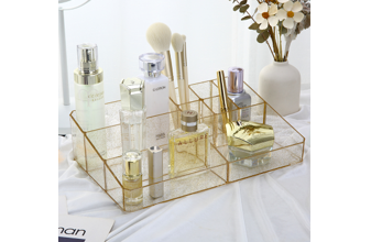 Organize Your Beauty Stash with the Best Elegant Clear Makeup organizer